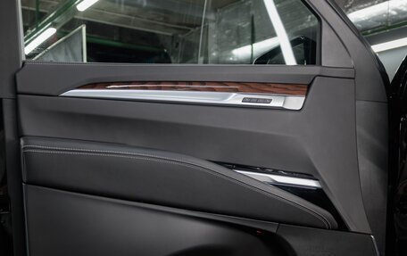 Cadillac Escalade V, 2025 год, 18 490 000 рублей, 19 фотография