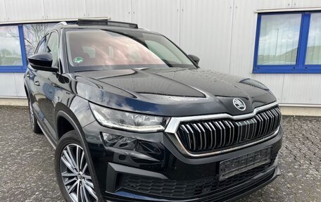 Skoda Kodiaq I, 2023 год, 4 183 000 рублей, 5 фотография