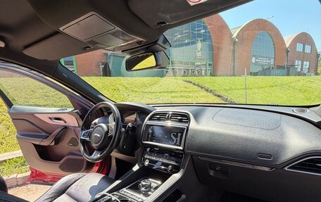 Jaguar F-Pace, 2016 год, 2 400 000 рублей, 11 фотография