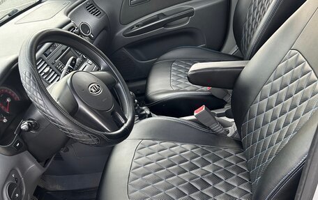 KIA Rio II, 2011 год, 500 000 рублей, 5 фотография