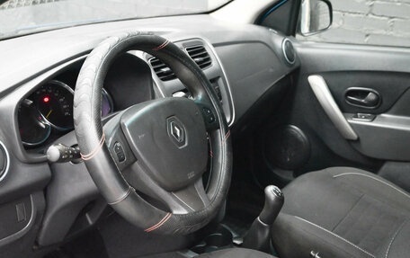 Renault Sandero II рестайлинг, 2018 год, 920 000 рублей, 18 фотография