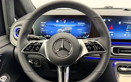 Mercedes-Benz V-Класс, 2026 год, 15 700 000 рублей, 21 фотография