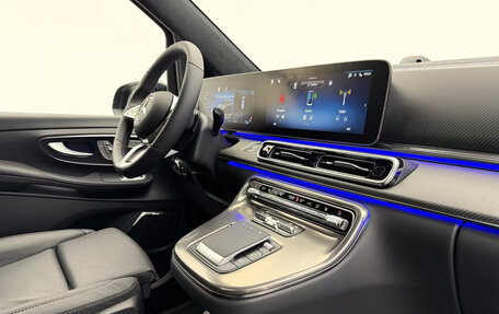 Mercedes-Benz V-Класс, 2026 год, 15 700 000 рублей, 26 фотография