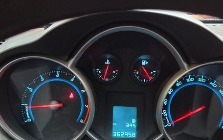 Chevrolet Cruze II, 2011 год, 582 000 рублей, 14 фотография