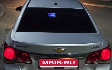 Chevrolet Cruze II, 2011 год, 582 000 рублей, 8 фотография