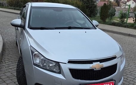 Chevrolet Cruze II, 2011 год, 582 000 рублей, 7 фотография