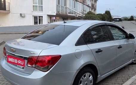 Chevrolet Cruze II, 2011 год, 582 000 рублей, 4 фотография