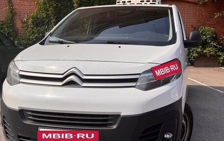 Citroen Jumpy III, 2021 год, 1 900 000 рублей, 13 фотография