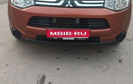 Mitsubishi Outlander III рестайлинг 3, 2012 год, 1 390 000 рублей, 3 фотография