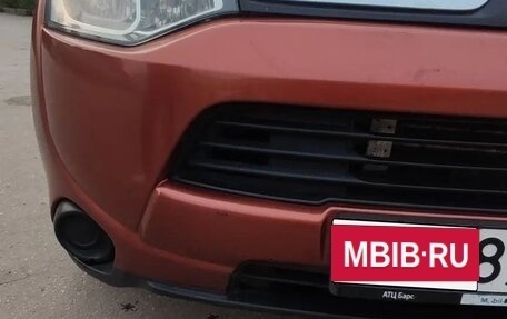 Mitsubishi Outlander III рестайлинг 3, 2012 год, 1 390 000 рублей, 7 фотография