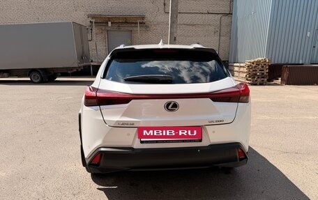 Lexus UX I, 2020 год, 3 100 000 рублей, 2 фотография