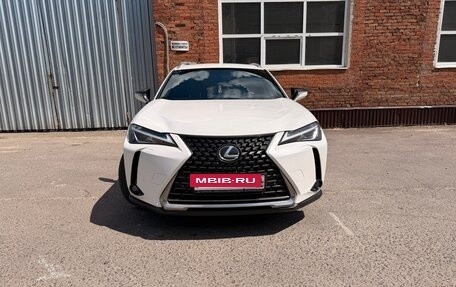 Lexus UX I, 2020 год, 3 100 000 рублей, 4 фотография