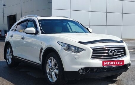 Infiniti FX II, 2013 год, 1 670 000 рублей, 2 фотография