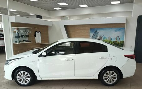 KIA Rio IV, 2018 год, 920 000 рублей, 8 фотография