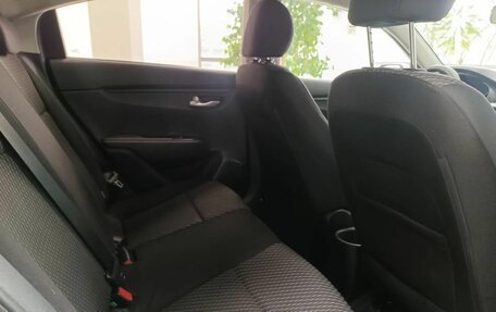 KIA Rio IV, 2018 год, 920 000 рублей, 15 фотография