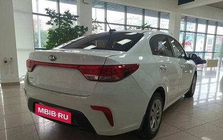 KIA Rio IV, 2018 год, 920 000 рублей, 5 фотография