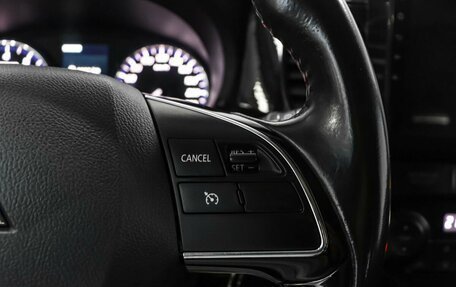 Mitsubishi Outlander III рестайлинг 3, 2015 год, 1 680 000 рублей, 14 фотография