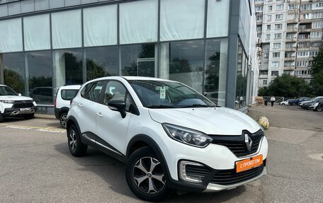 Renault Kaptur I рестайлинг, 2019 год, 759 000 рублей, 2 фотография