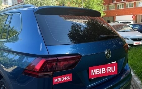 Volkswagen Tiguan II, 2018 год, 2 580 000 рублей, 6 фотография