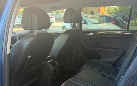 Volkswagen Tiguan II, 2018 год, 2 580 000 рублей, 20 фотография