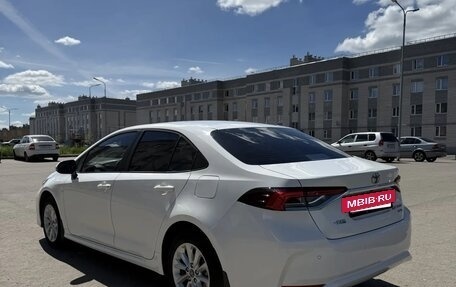 Toyota Corolla, 2022 год, 1 500 000 рублей, 5 фотография