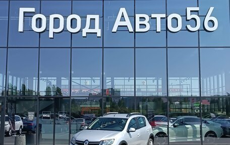 Renault Sandero II рестайлинг, 2017 год, 949 000 рублей, 1 фотография