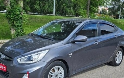 Hyundai Solaris II рестайлинг, 2013 год, 780 000 рублей, 1 фотография