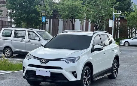 Toyota RAV4, 2019 год, 1 843 000 рублей, 1 фотография