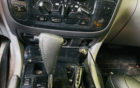 Toyota Land Cruiser 100 рестайлинг 2, 1998 год, 1 560 000 рублей, 2 фотография