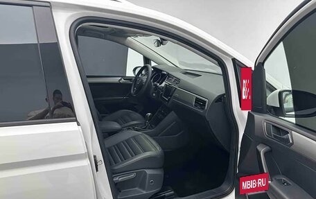 Volkswagen Touran III, 2023 год, 2 150 000 рублей, 7 фотография