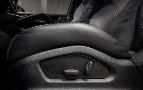 Porsche Cayenne III, 2024 год, 29 000 000 рублей, 20 фотография