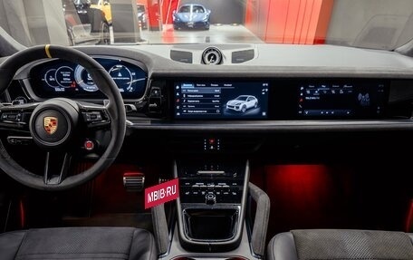 Porsche Cayenne III, 2024 год, 29 000 000 рублей, 2 фотография