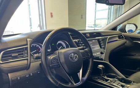 Toyota Camry, 2019 год, 2 050 000 рублей, 7 фотография