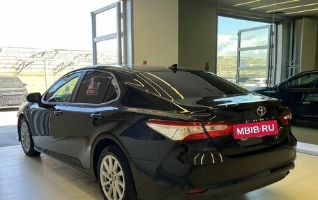 Toyota Camry, 2019 год, 2 050 000 рублей, 6 фотография