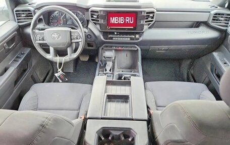 Toyota Tundra, 2024 год, 4 400 000 рублей, 8 фотография