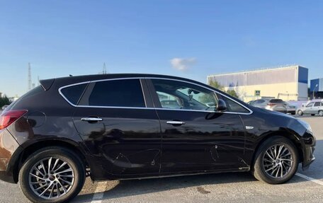 Opel Astra J, 2013 год, 620 000 рублей, 3 фотография
