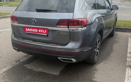 Volkswagen Teramont I, 2021 год, 4 150 000 рублей, 2 фотография