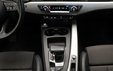 Audi A4, 2021 год, 2 775 000 рублей, 10 фотография