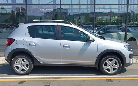 Renault Sandero II рестайлинг, 2017 год, 949 000 рублей, 4 фотография