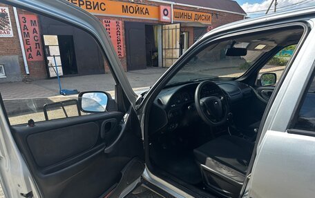 Chevrolet Niva I рестайлинг, 2011 год, 600 000 рублей, 5 фотография