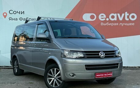 Volkswagen Multivan T5, 2014 год, 2 500 000 рублей, 3 фотография