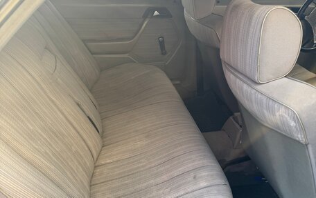Mercedes-Benz W124, 1989 год, 150 000 рублей, 8 фотография