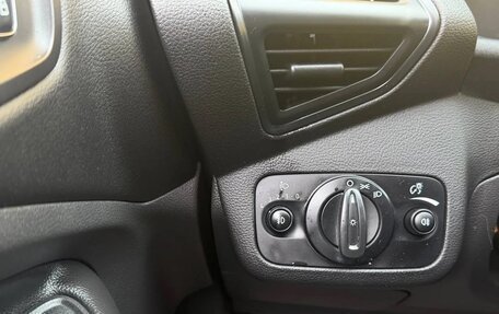 Ford Kuga III, 2015 год, 1 270 000 рублей, 17 фотография