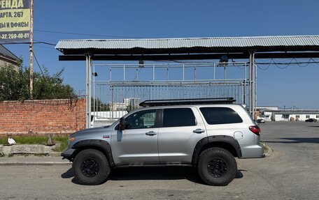 Toyota Sequoia II рестайлинг, 2008 год, 4 500 000 рублей, 3 фотография