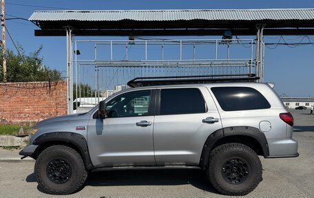 Toyota Sequoia II рестайлинг, 2008 год, 4 500 000 рублей, 4 фотография