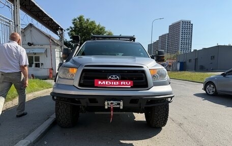 Toyota Sequoia II рестайлинг, 2008 год, 4 500 000 рублей, 6 фотография