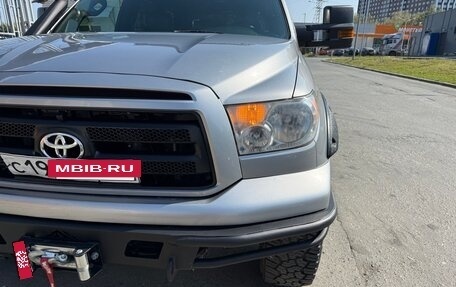 Toyota Sequoia II рестайлинг, 2008 год, 4 500 000 рублей, 21 фотография