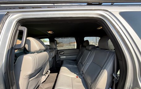 Toyota Sequoia II рестайлинг, 2008 год, 4 500 000 рублей, 31 фотография