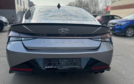 Hyundai Elantra, 2021 год, 1 980 000 рублей, 7 фотография