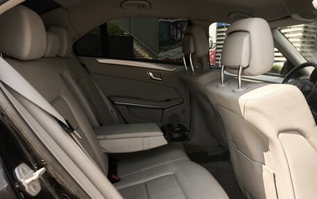 Mercedes-Benz E-Класс, 2012 год, 1 500 000 рублей, 7 фотография
